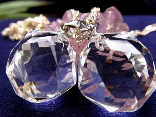 キラキラカット 水晶カット ペンダントトップ タイプA 石サイズ縦約