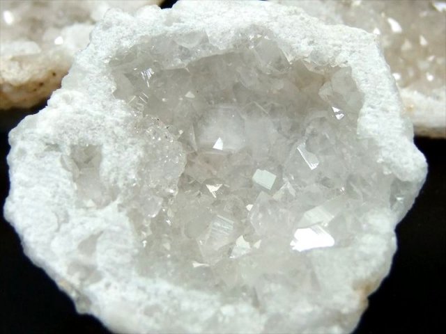 キラキラ 天然タイプ ちびジオード 昌洞 ハーフカット 1個売り 30g-40g
