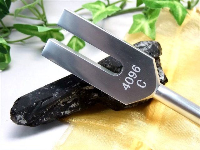 ★特選オンリー１♦★純天然黒水晶モリオン&【浄化用クリスタルチューナーセット】1 楽天市場】モリオン再入荷 楽天ランキング入賞 クリスタルチューナー