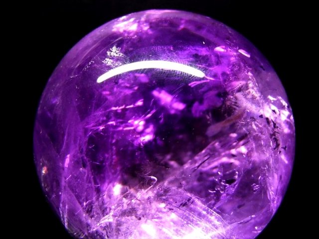 浮かび上がる天使の指紋 S級 アメジスト 紫水晶 丸玉 LED台付 直径52.5mm 重さ198g 透明 愛の守護石 癒しと安らぎの石 アメトリン 一点もの ウルグアイ産