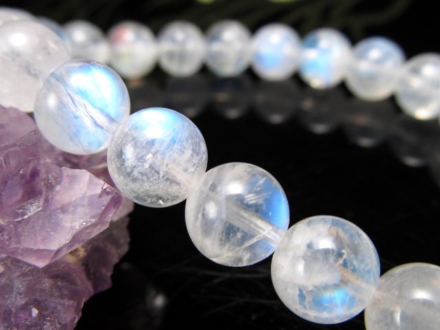 美麗ブルーシラー 5A ブルームーンストーン ブレスレット 7.5mm-8mm×24珠 良質 透明感抜群 永遠の愛を象徴する石 6月誕生石 一点もの スリランカ産