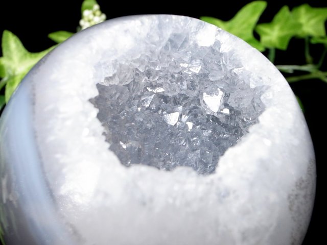 笑福開運アゲートボール 笑口 メノウ アゲート 丸玉 台座付 直径 64mm 重さ 317g 瑪瑙&水晶 笑福開運 魔除けの石 ブラジル産