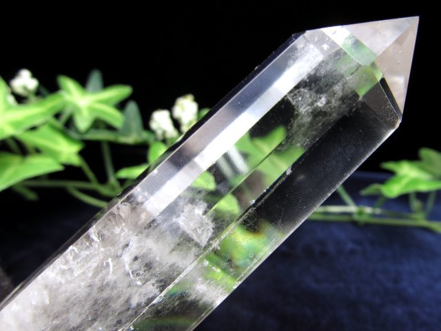 透明水晶 ポイント 六角柱 専用木製台座付き 高さ152mm 重さ128g 極上超透明 浄化 インテリア一点もの ブラジル産