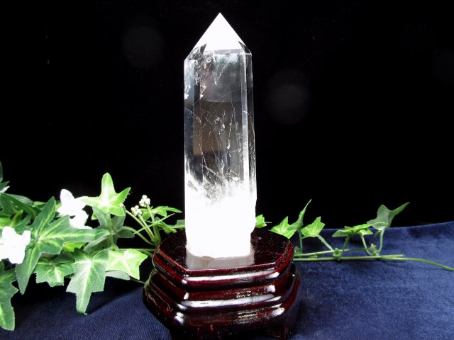 透明水晶 ポイント 六角柱 専用木製台座付き 高さ161mm 重さ208g 極上超透明 浄化 インテリア一点もの ブラジル産
