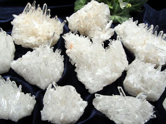 5A 四川省産 水晶クラスター原石 1個売り 重さ約20g-30g 超透明結晶 超