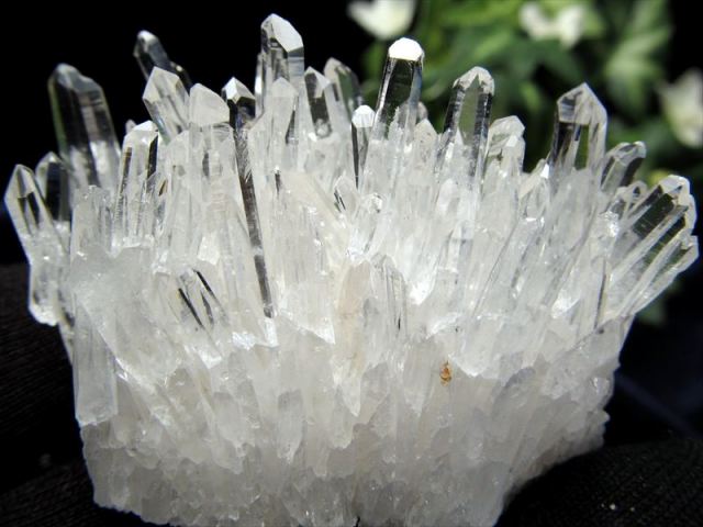 5A 四川省産 水晶クラスター原石 1個売り 重さ約20g-30g 超透明結晶 超