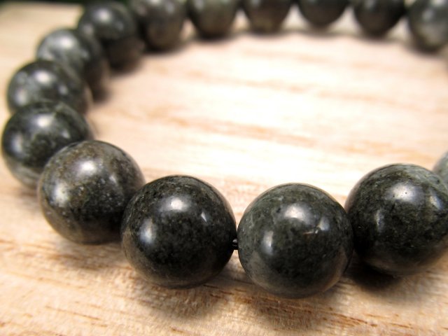 究極の開運ブレス 神秘の鉱石 天照石 てんしょうせき ブレスレット