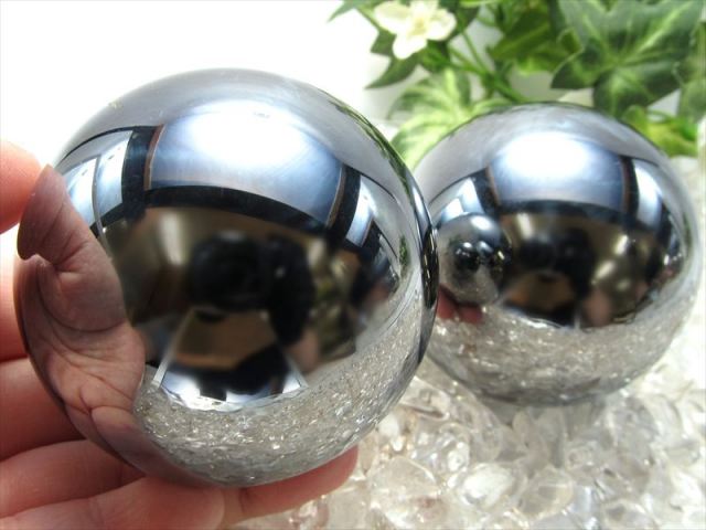 テラヘルツ 丸玉 置物 1個売り 直径約70mm-75mm 話題のテラヘルツ鉱石が激安入荷 つやつや光沢で鏡のような表面 テラヘルツ鉱石使用 スフィア パワーストーン