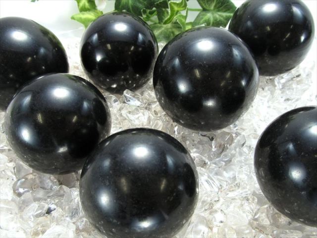 ブラックトルマリン 丸玉 置物 1個売り 直径約45mm-47mm 電気石 マット