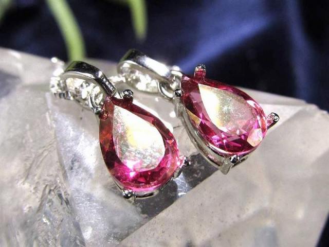 ピンクトパーズ ペンダントトップ ペアシェイプカット型 石サイズ約9mm×6mm 1個売り 超透明 ピンクカラー 11月の誕生石 明るい希望をもたらす石 Silver925