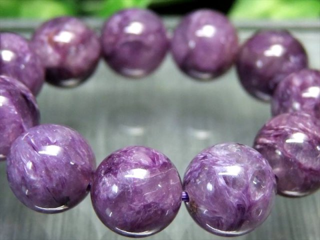 店頭展示中 4A+ 濃厚発色 チャロアイト チャロ石 ブレスレット 10.5mm-11mm×18珠 妖艶マーブル 鮮やかパープル 人徳を高める 一点もの ロシア産
