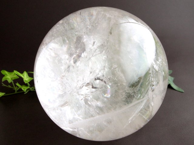 全てを超える特大レインボー 巨大水晶丸玉 天然虹入り水晶 クリスタル