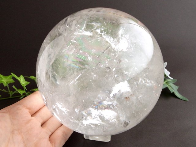 全てを超える特大レインボー 巨大水晶丸玉 天然虹入り水晶 クリスタル