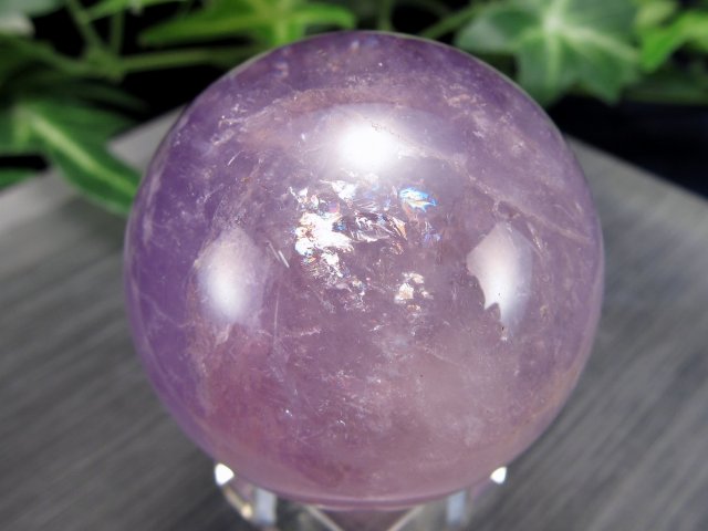 虹入り アメジスト 紫水晶 丸玉 直径 41.5mm 重さ 99g 透明 愛の守護石