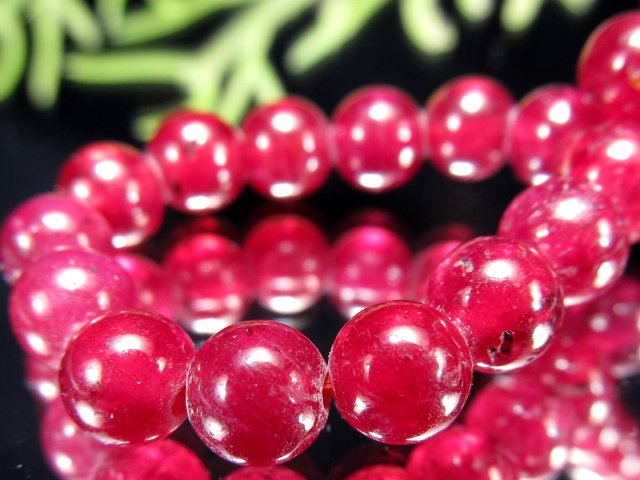 店頭展示中 ロイヤルクラス S級 宝石質 ルビー 紅玉 ブレスレット 6mm-6.5mm×33珠 宝石の女王 透明紅玉 妖艶 7月の誕生石 1点物 ミャンマー産