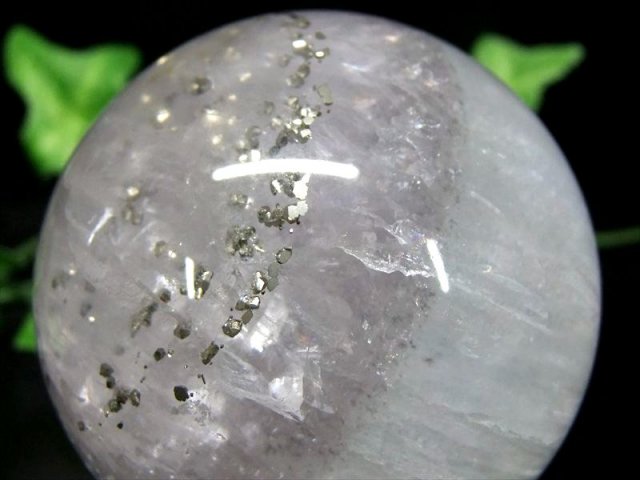 激レア パイライトインフローライト 丸玉 台座付き 直径約58mm 重さ約328g 天才の石 整然と並ぶパイライト 一点物 蛍石 アメリカ合衆国イリノイ州産