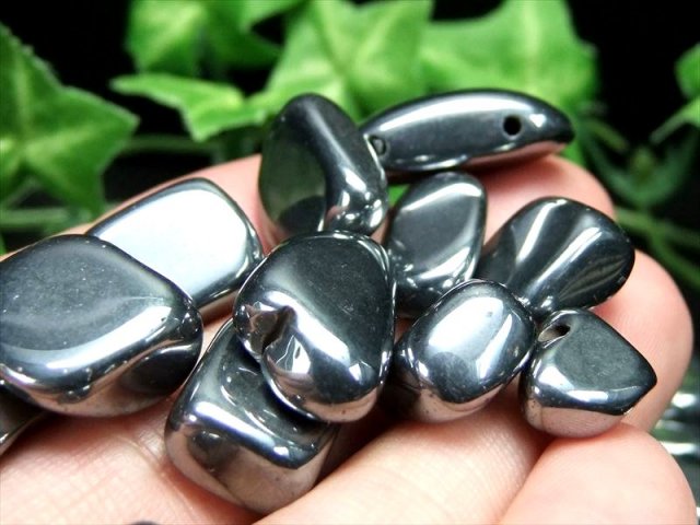 アウトレット テラヘルツ鉱石 さざれ石 100g 約7mm-31mm 穴開き つるん