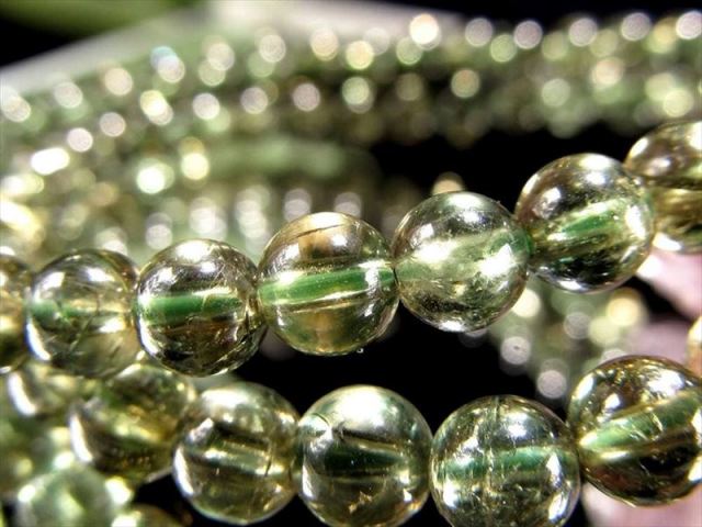 激レア 流通量極少 4A コーネルピン コルネルップ石 ブレスレット 約4mm-4.5mm×41珠前後 才能・能力の活性化する石 透明度抜群 爽やかグリーン スリランカ産