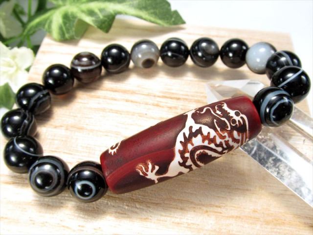 赤天珠 五本爪 龍神天珠 りゅうじんてんじゅ 天眼メノウ アイアゲート デザインブレスレット 天珠サイズ約39mm×1個 天眼メノウ10mm-10.5mm×16珠
