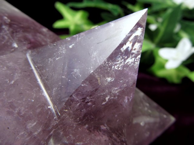 虹入り アメジストファントム 紫水晶 アステロイド 小星型12面体 置物