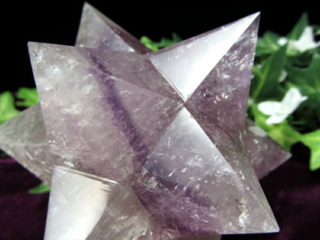 虹入り アメジストファントム 紫水晶 アステロイド 小星型12面体 置物