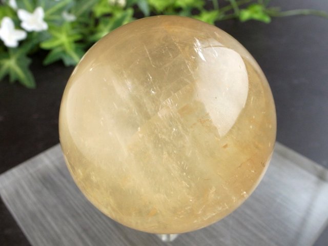 別格 透明 虹入り 4A ゴールデン カルサイト 丸玉 台座付 直径68mm 重さ470g 繁栄と成功の象徴 丸玉置物 一点もの メキシコ産