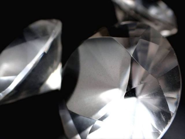 デンバー展示会商品 天然水晶ダイヤモンドカットストーン 約22g-24g 1