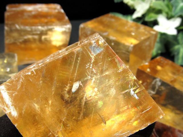 高品質 ゴールデンカルサイト結晶ブロック 1個売り 約180g-210g 超透明