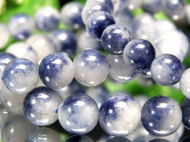 白地に映える深い瑠璃色 AA+ デュモルチェライトインクォーツ ブレスレット 9.5mm-10mm×20珠前後 濃厚ブルーガーデンクォーツ 思慮の石