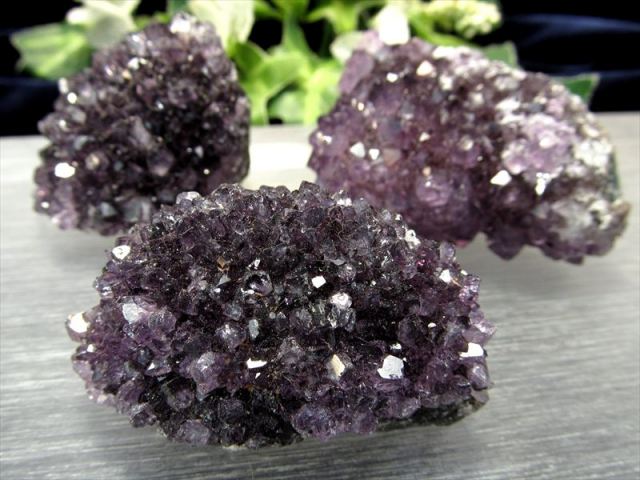 花咲く紫結晶 フラワーアメジスト クラスター 重さ25g-35g 美結晶 愛の