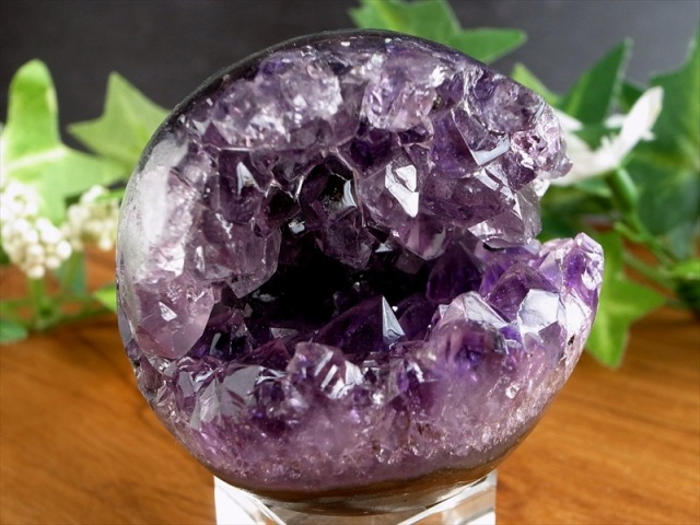 高品質！笑口アメジスト  ブラジル産 レアな笑口のアメジスト アメジスト 笑口 紫水晶 丸玉 直径 47mm 重さ