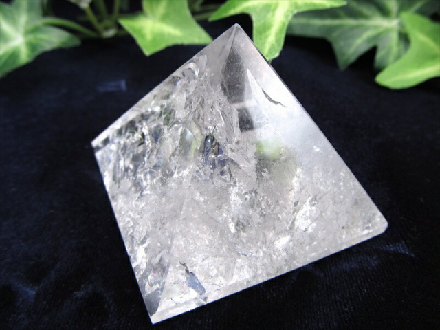 5A 激レア レムリアン水晶 ピラミッド置物 高さ約35.5mm 重さ81.5g ギャランティーカード付 古代の叡智を封じ込めた水晶 レムリアンクリスタル