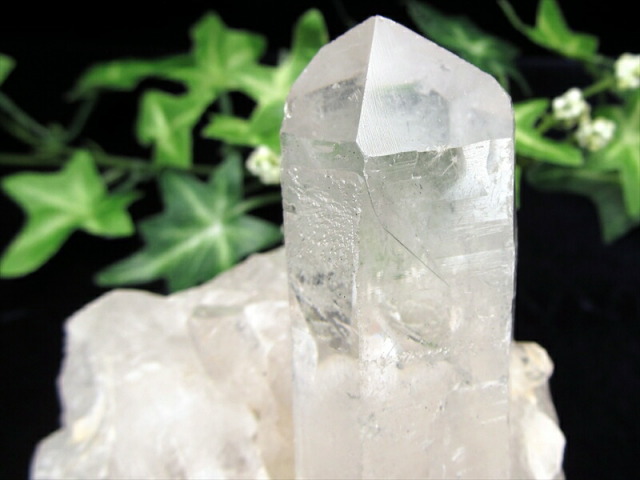 高品質 トマス産 水晶 クラスター 最大幅約90mm 重さ537g 最高級 浄化