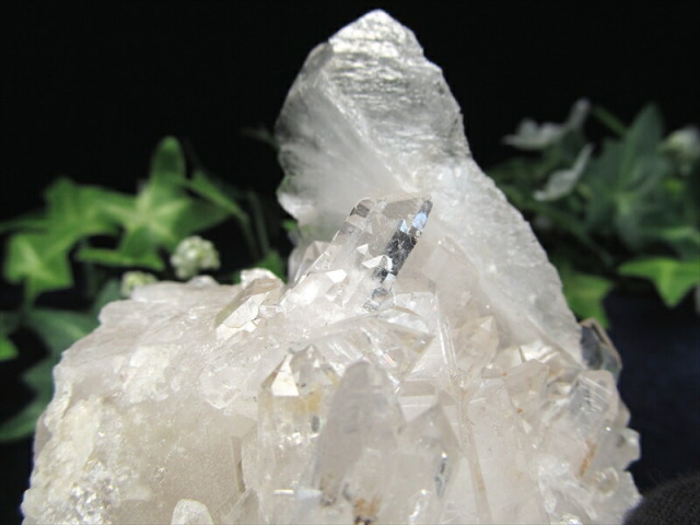 高品質 トマス産 水晶 クラスター 最大幅約74mm 重さ299g 最高級 浄化 清らかな力をもつ全能の石 一点物 ブラジル ミナス・ジェライス州トマスゴンサガ産