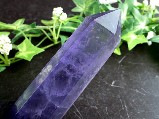 激レア パープルフローライト 蛍石 ポイント 高さ 115mm 重さ 166g パープルフローライト六角柱ポイント 超透明 未熟な部分を成長させてくれる石 ブラジル産