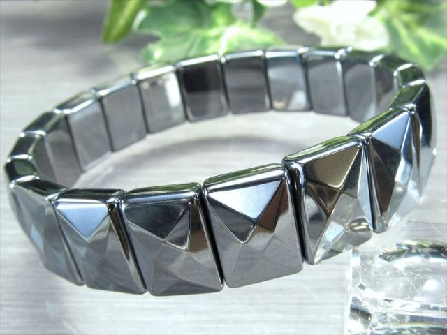 クロスカットタイプ テラヘルツ鉱石 バングルブレスレット 幅10mm×14mm×20珠前後 つやつや鏡面仕上げ 話題の高純度 テラヘルツ鉱石 2026年