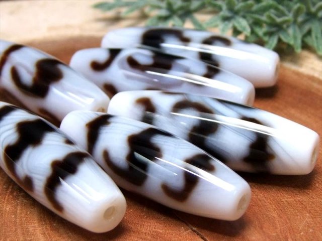 A至純天珠 五福臨門白天珠 ごふくりんもんしろてんじゅ サイズ:約38mm