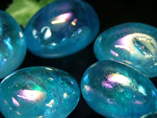 アクアオーラ 天然水晶 タンブル 約100g入り 1セット 約8個前後入り