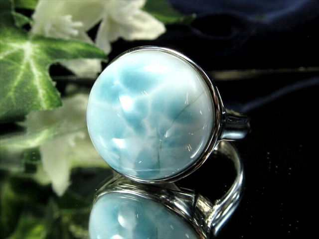 癒しのライトブルー ラリマー ラウンド型 リング 石サイズ直径17mm フリーサイズ 16号-19号 重さ7.0g Silver925 指輪 カリブ海の宝石