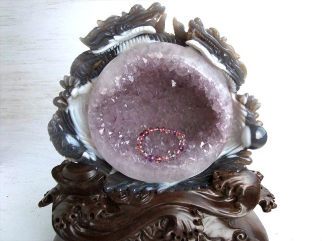 至高の龍神彫刻 笑口瑪瑙 玉持ち龍神 龍彫刻置物 重さ11636g 高さ320mm