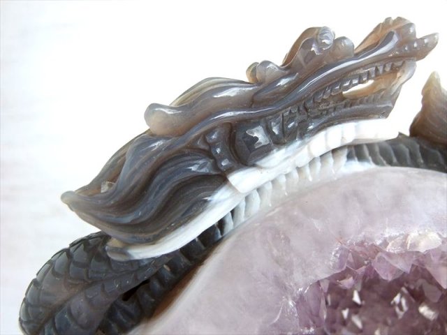 至高の龍神彫刻 笑口瑪瑙 玉持ち龍神 龍彫刻置物 重さ11636g 高さ320mm