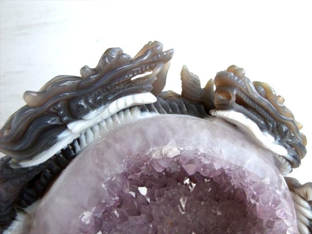 龍の彫刻　瑪瑙　アゲート　鑑賞石　鉱物　ジャスパー 楽天市場】○至高の龍神彫刻 【笑口瑪瑙 玉持ち龍神 龍彫刻置物】重さ