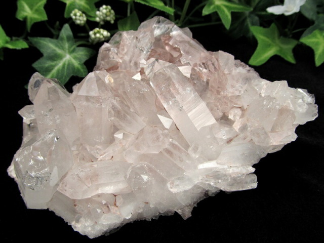 幻の逸品 希少 ほんのりピンク 抜群の透明度 ピンク レムリアン 水晶 クラスター 最大幅 約121mm 重さ 340g