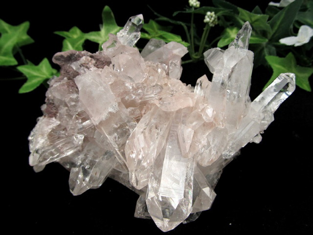 幻の逸品 希少 ほんのりピンク 抜群の透明度 ピンク レムリアン 水晶 クラスター 最大幅 約125mm 重さ 390.5g