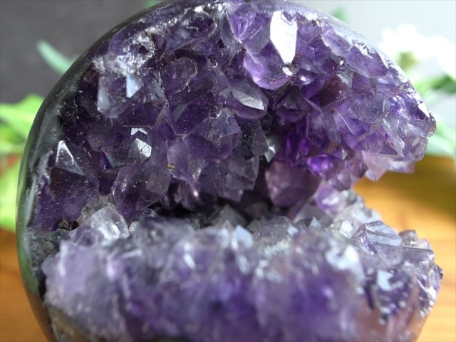店頭展示中 レアな笑口のアメジスト アメジスト 笑口 紫水晶 丸玉 台座