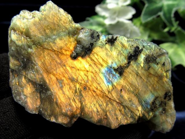 【✨神秘的✨】虹色 マダガスカル産 ラブラドライト 天然石 ✨神秘的✨】虹色 マダガスカル産 ラブラドライト 天然石 ✨神秘的