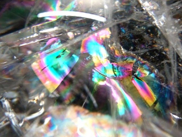 店頭展示中 バイヤー厳選 5A 天然 虹入り 水晶 丸玉 台座付き 重さ878g φ86mm レインボー水晶 すべての浄化と純粋さの象徴 極上天然石 一点もの ブラジル産