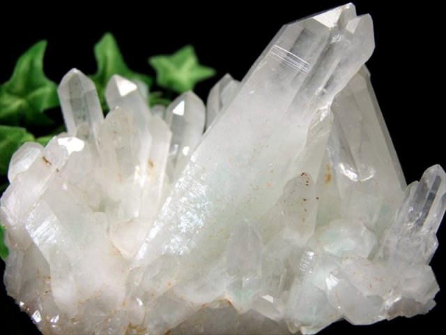 限定5個 激レア・緑の山並みを閉じ込めた水晶 エメラルドグリーン