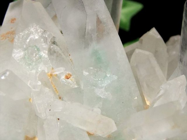 限定5個 激レア・緑の山並みを閉じ込めた水晶 エメラルドグリーン