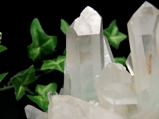 限定5個 激レア・緑の山並みを閉じ込めた水晶 エメラルドグリーン
